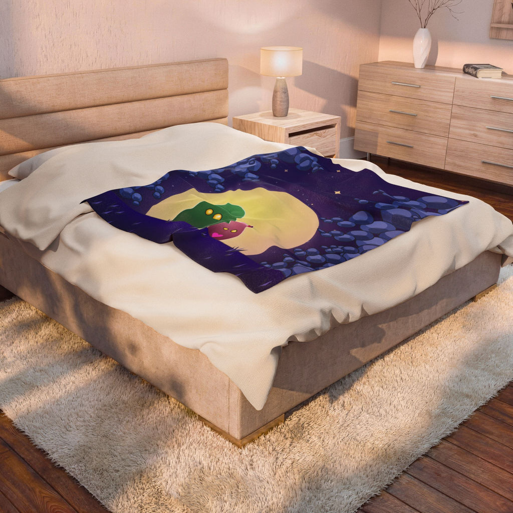 VVH - Moonlit Union Plush Blanket